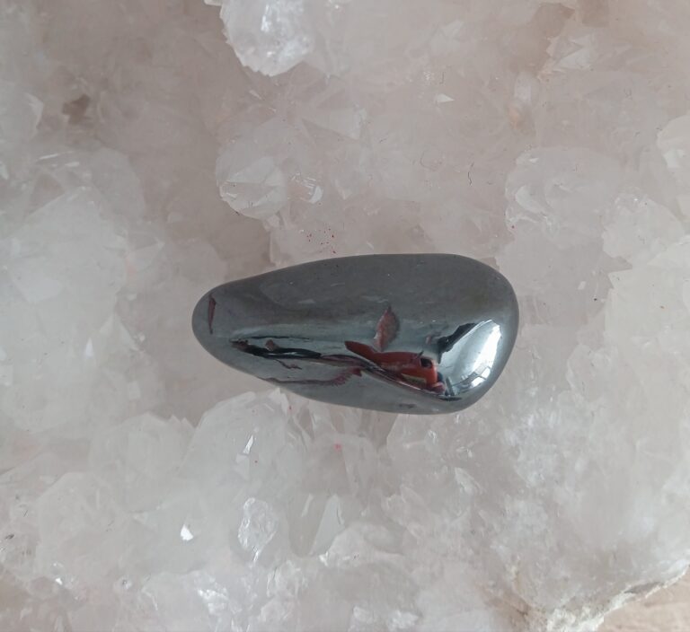 L&rsquo;hématite…Une pierre pas toujours naturelle